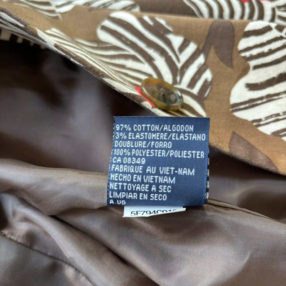Blazer - Picture 4 of 8